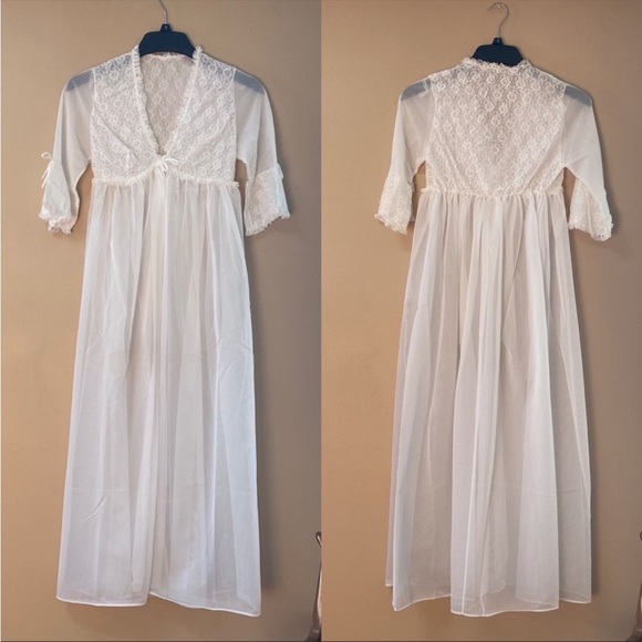Vintage Other - VTG Deadstock White Nylon Lace Wedding Peignoir Robe